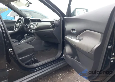 2018 Nissan Kicks Sv z USA, uszkodzony, nr VIN 3N1CP5CU2JL541496